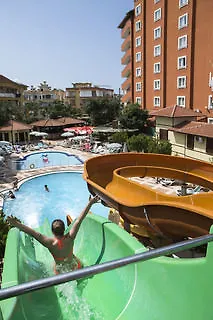 Moonflower Apartsandsuites 阿拉尼亚
