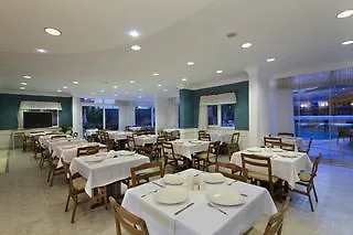 Moonflower Apartsandsuites 酒店